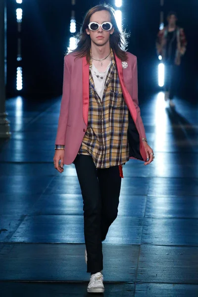Look 47